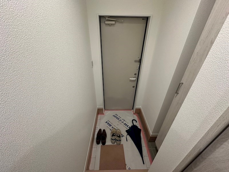 アヴニール新宮 玄関