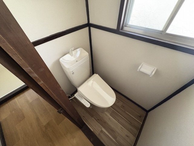 可部町勝木戸建て トイレ