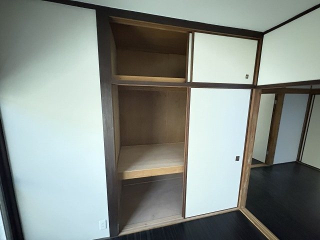 可部町勝木戸建て 収納