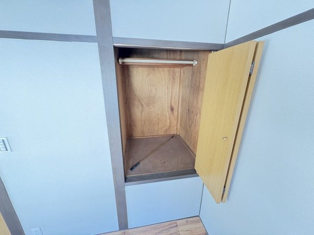 安佐町飯室戸建て 収納