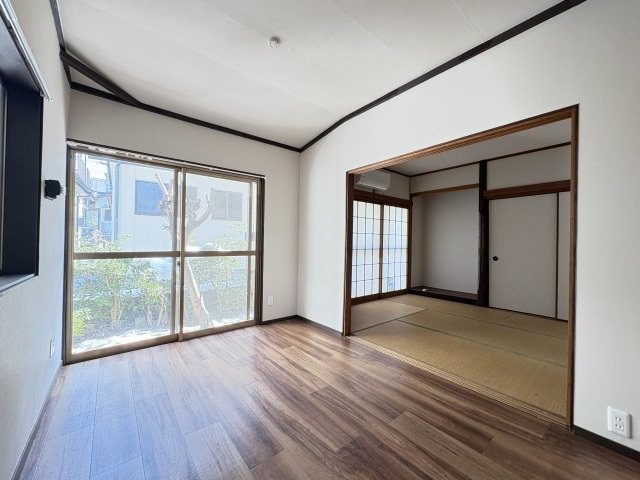 安佐町飯室戸建て その他