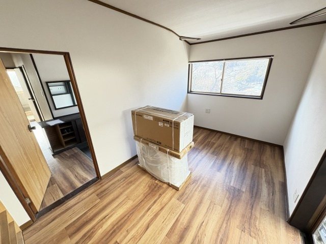 安佐町飯室戸建て その他