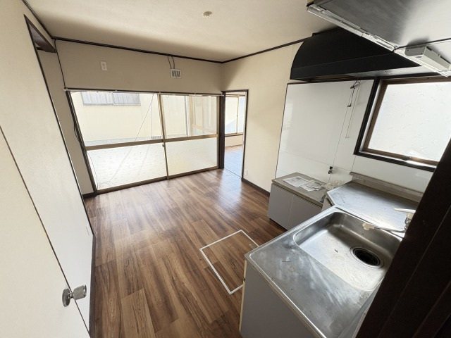安佐町飯室戸建て リビング