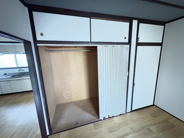 可部町今井田戸建て 収納