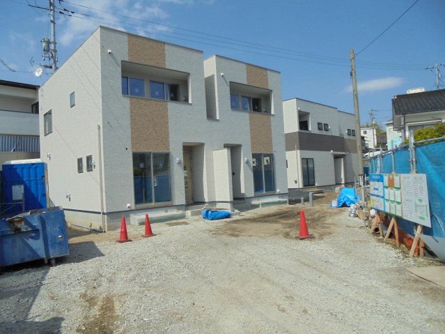 上安テラスハウス(仮) 外観
