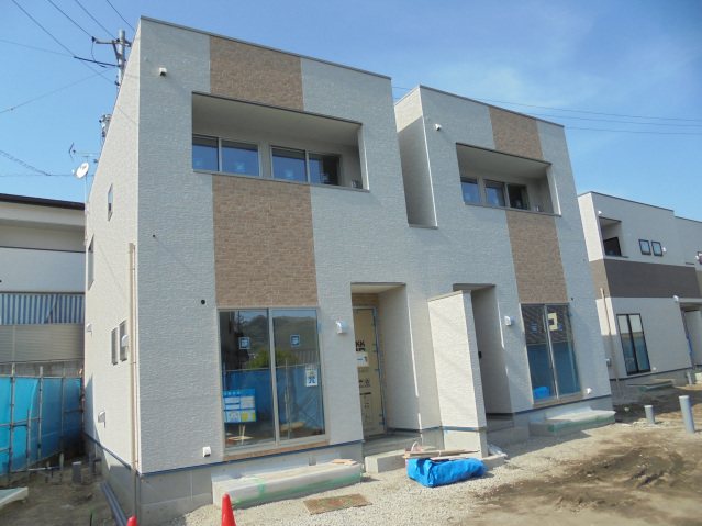 上安テラスハウス（仮） 玄関