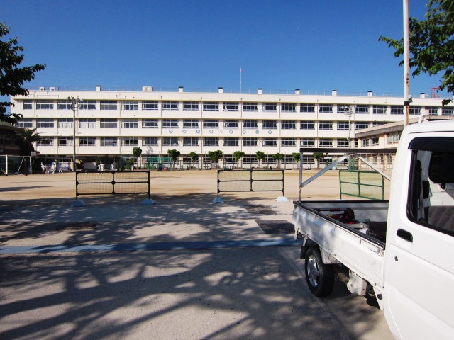 広島県広島市西区草津東３丁目 小学校