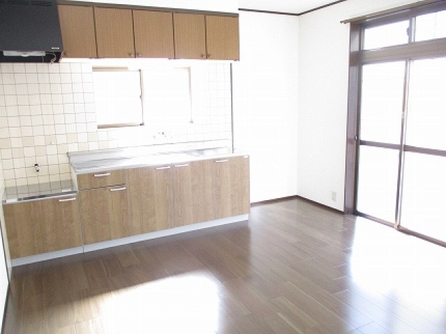 広島県広島市安佐南区東原３丁目 リビング