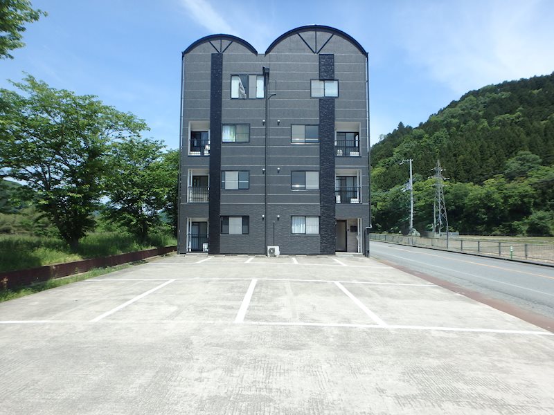 MIKIコンドミニアム 外観