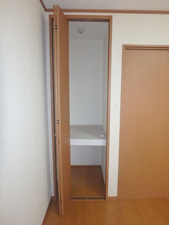 ハイツパイロン 収納