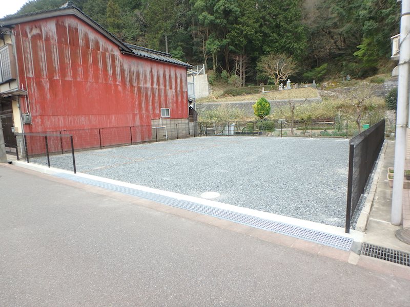 エル・ブランコ和田山 駐車場