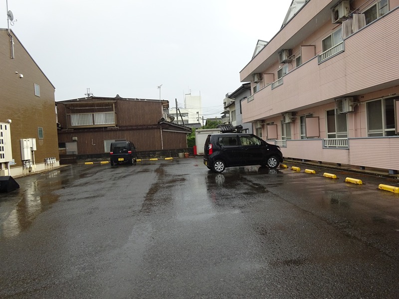 アーバンＵＳＡ 駐車場