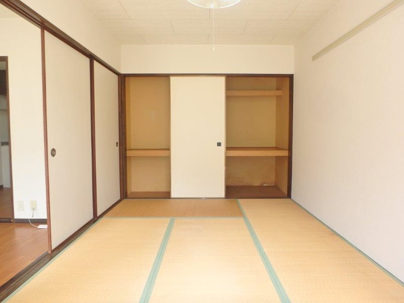 向日葵 ベッドルーム