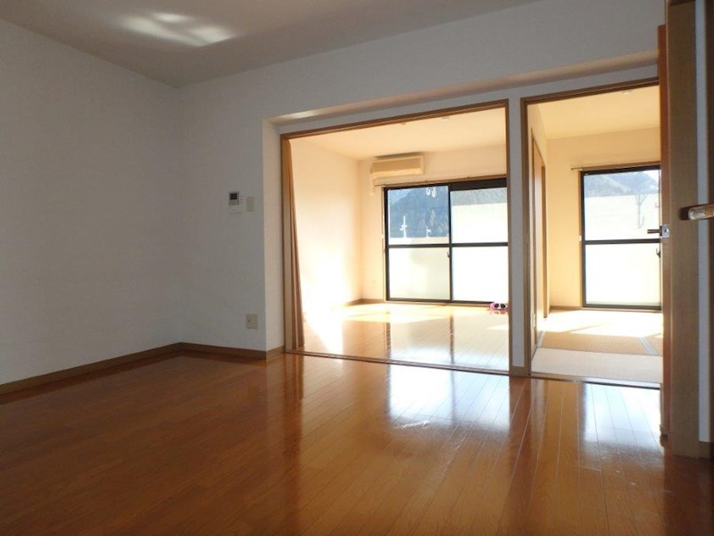 ユーミー和田山 リビング