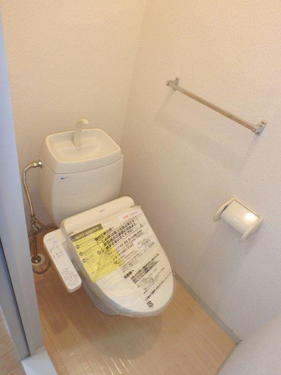 サンモールフラット椿 トイレ