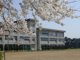 シャーメゾン　ベルヒルズ    中学校