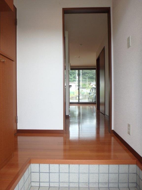 クラージュ 玄関