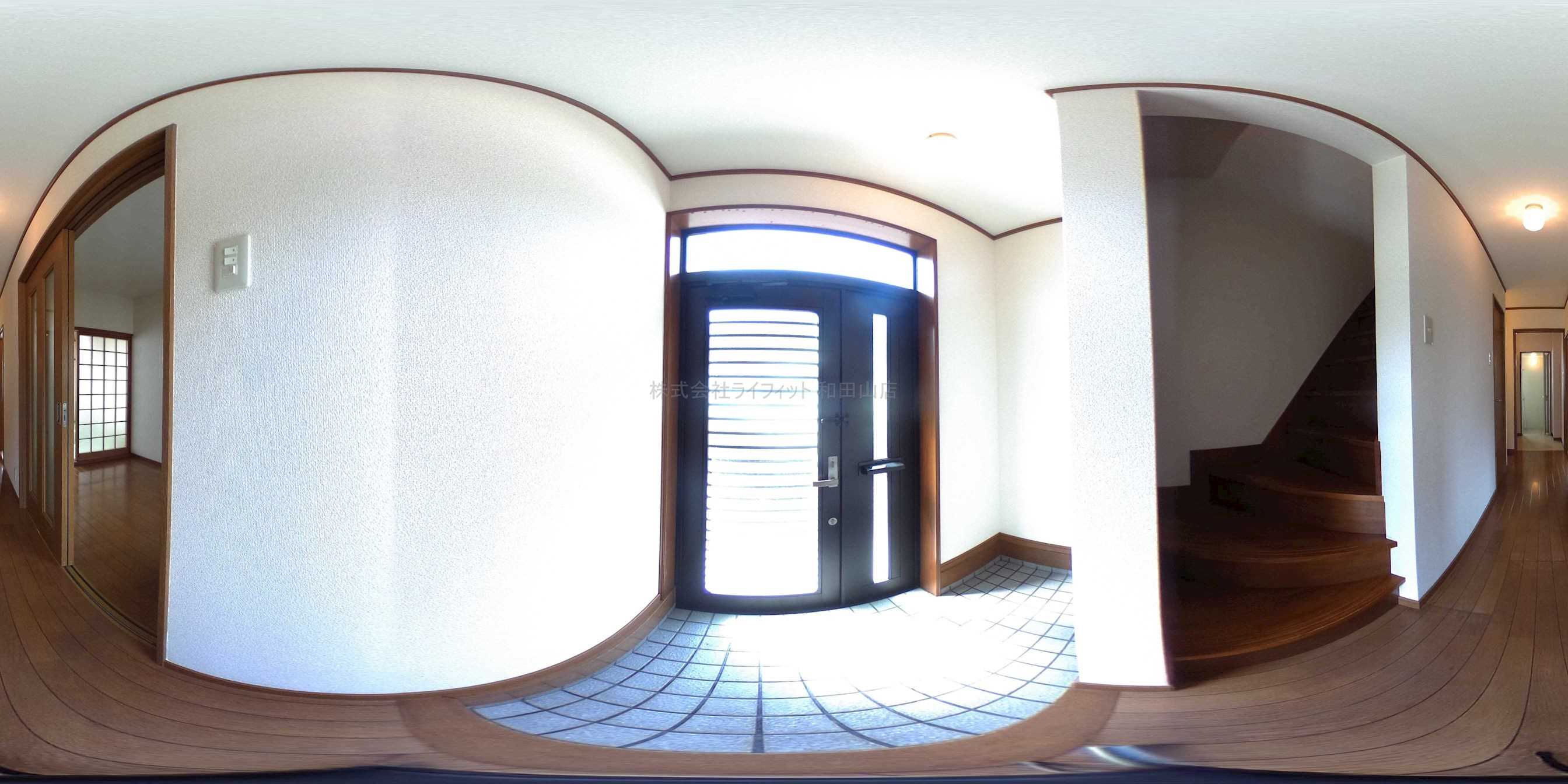 みどり荘 玄関