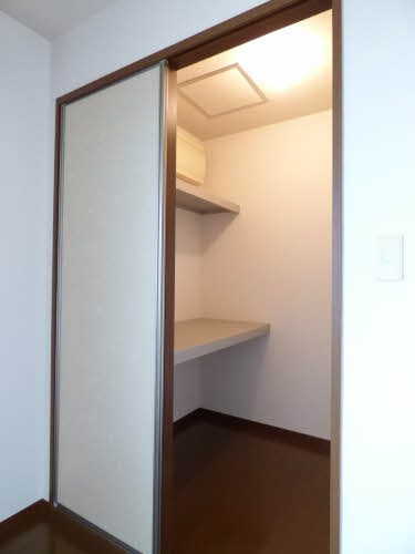 グランバリエ大槻 収納