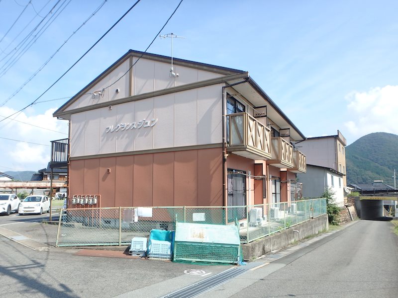 フレグランスジュン ベランダ