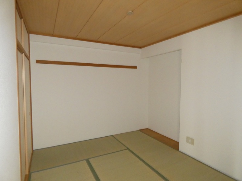 エール豊岡 ベッドルーム