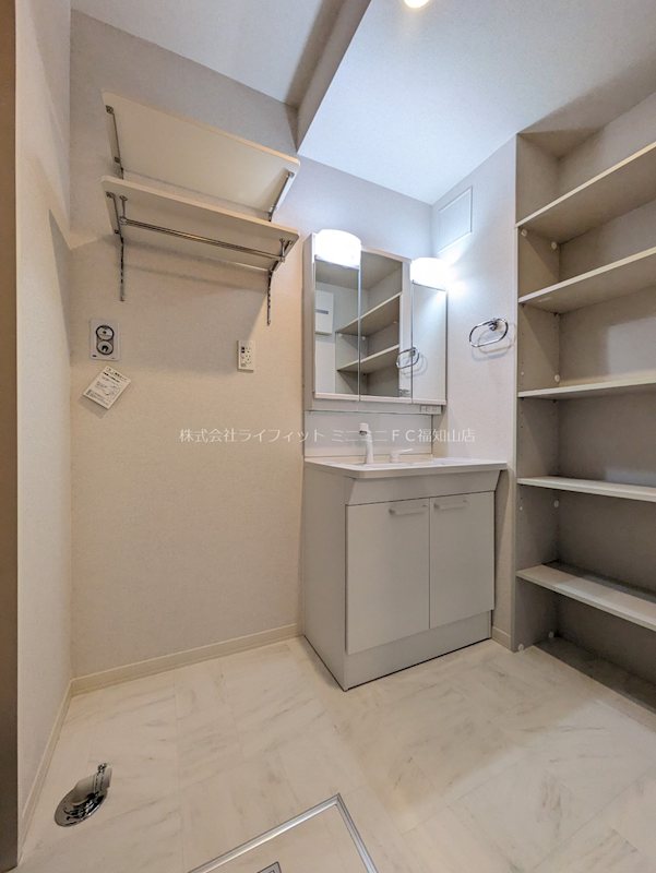 シャーメゾン　リバー 洗面所