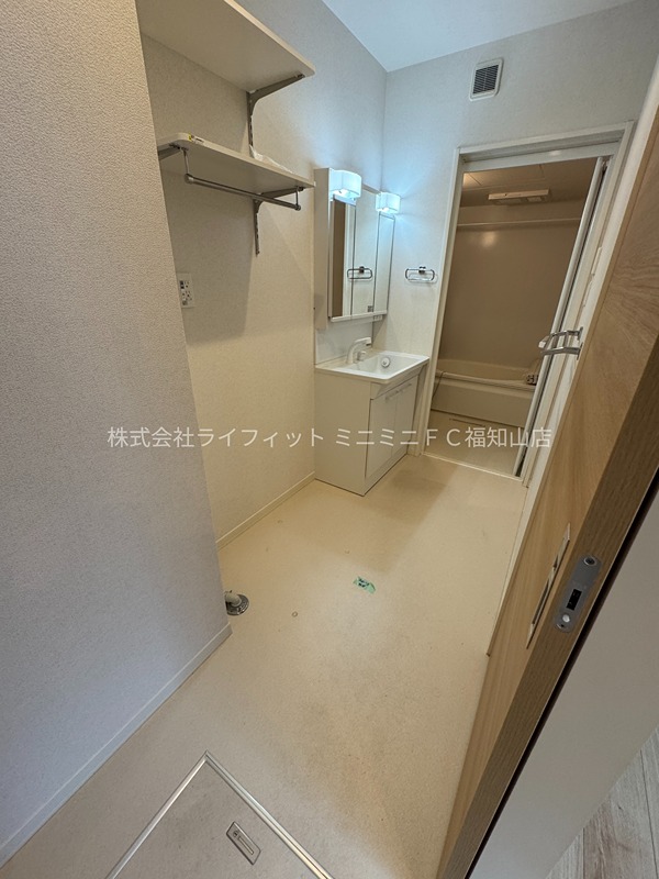 ファーストヒル 洗面所