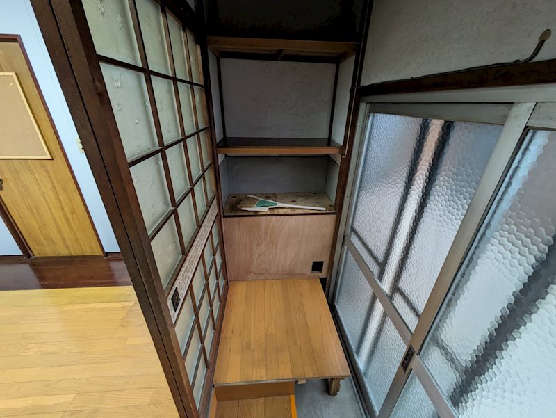 石井貸家 その他