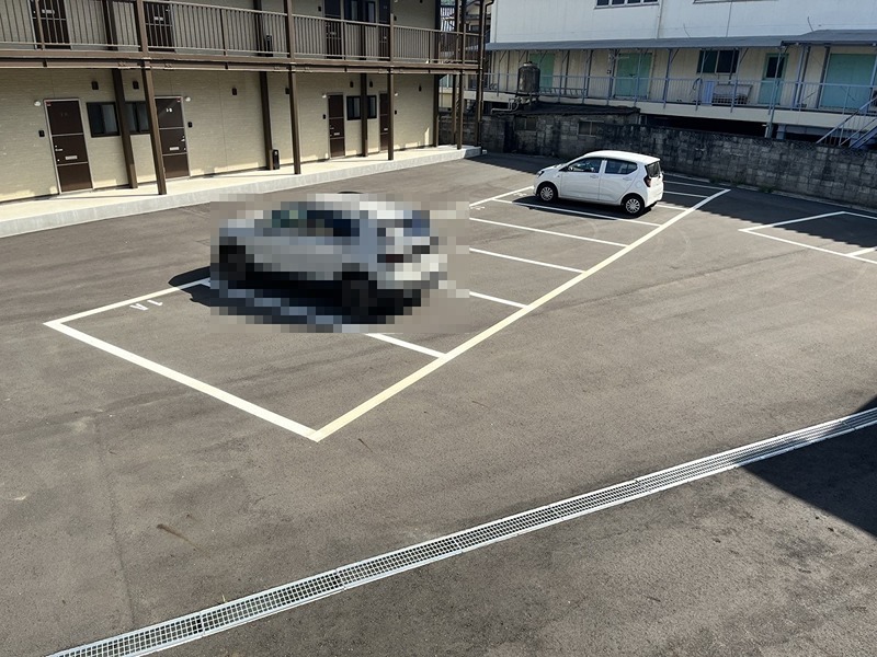 グランジュテ八鹿 駐車場