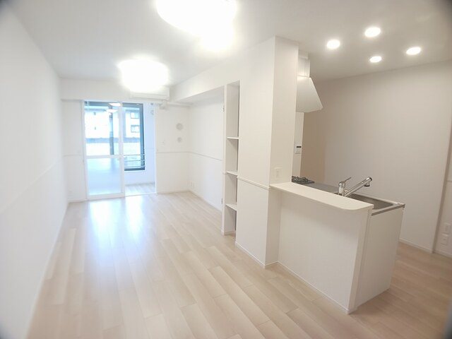 モルゲン・チェーロ リビング