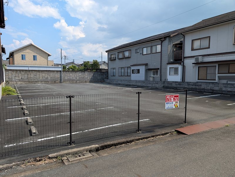内記駐車場 外観
