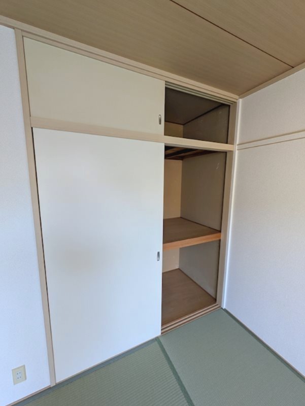 サンビレッジ・ピュアⅠ　Ｅ棟 収納