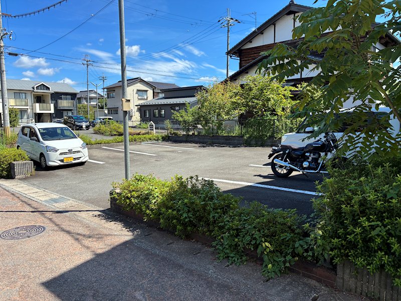 サンビレッジ．ピュア　Ⅰ　Ｂ棟 駐車場