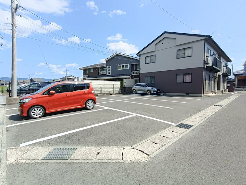 ハイツ宮ノ下 A 駐車場