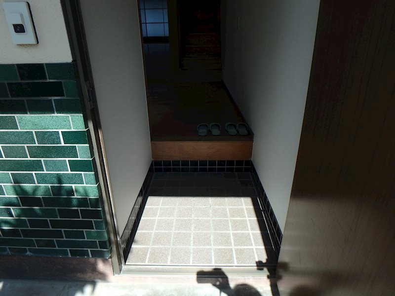 山田様上陰貸家 玄関
