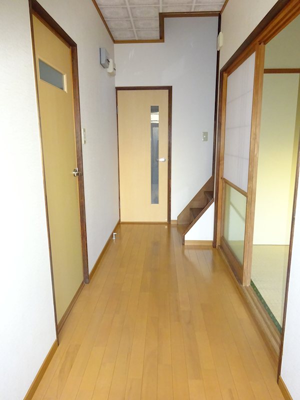 山田様上陰貸家192-3 玄関