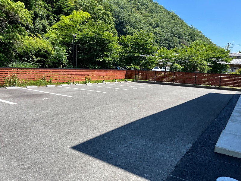 K・COMFORT十二所　Ⅱ 駐車場