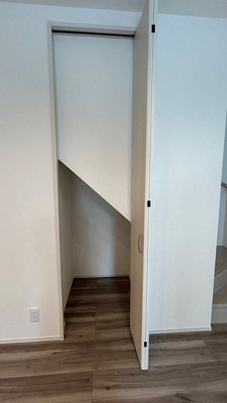 厚中町貸家 その他