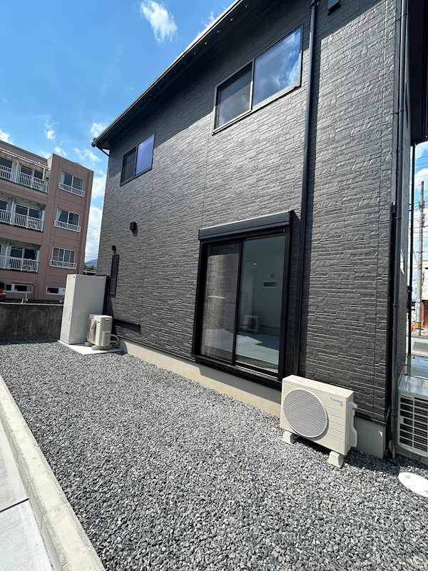 厚中町貸家 ベランダ