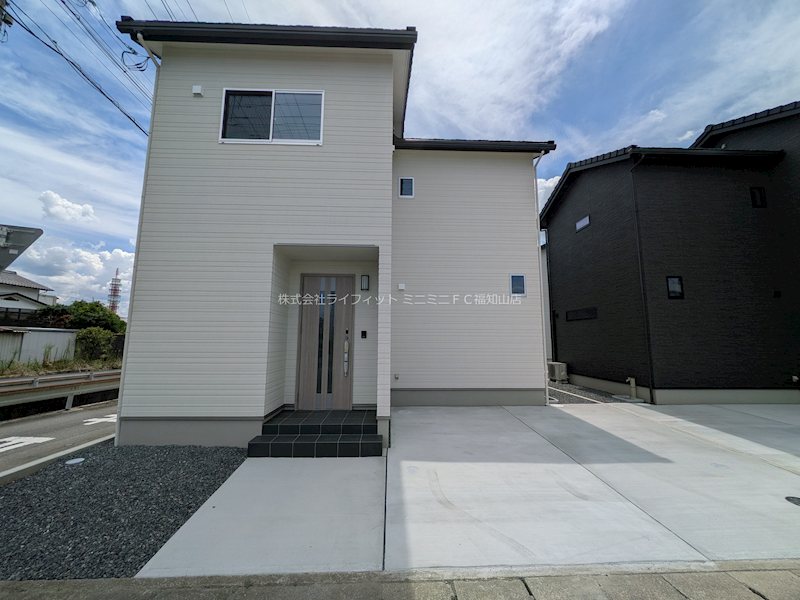 厚中町貸家  外観