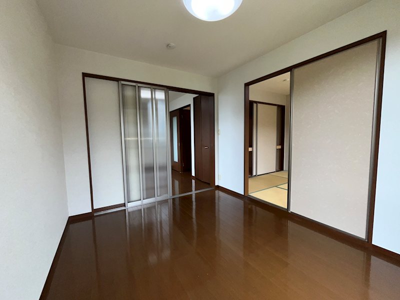 ヴィラ妙楽寺Ⅱ ベッドルーム