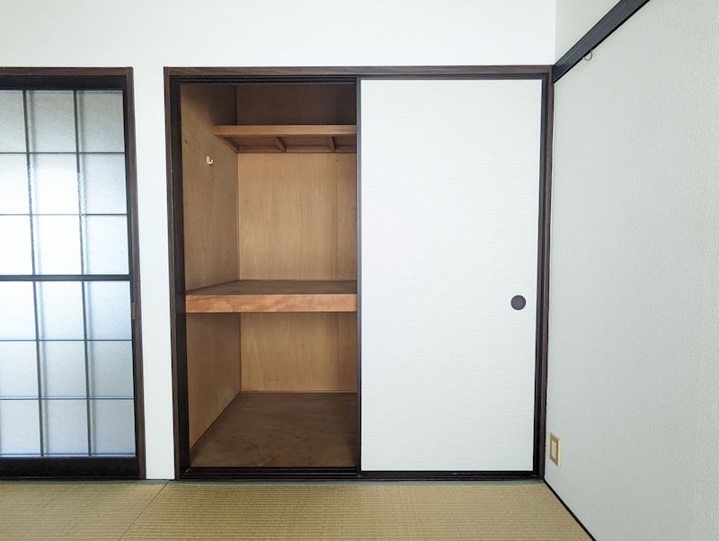 コーポ香住 収納