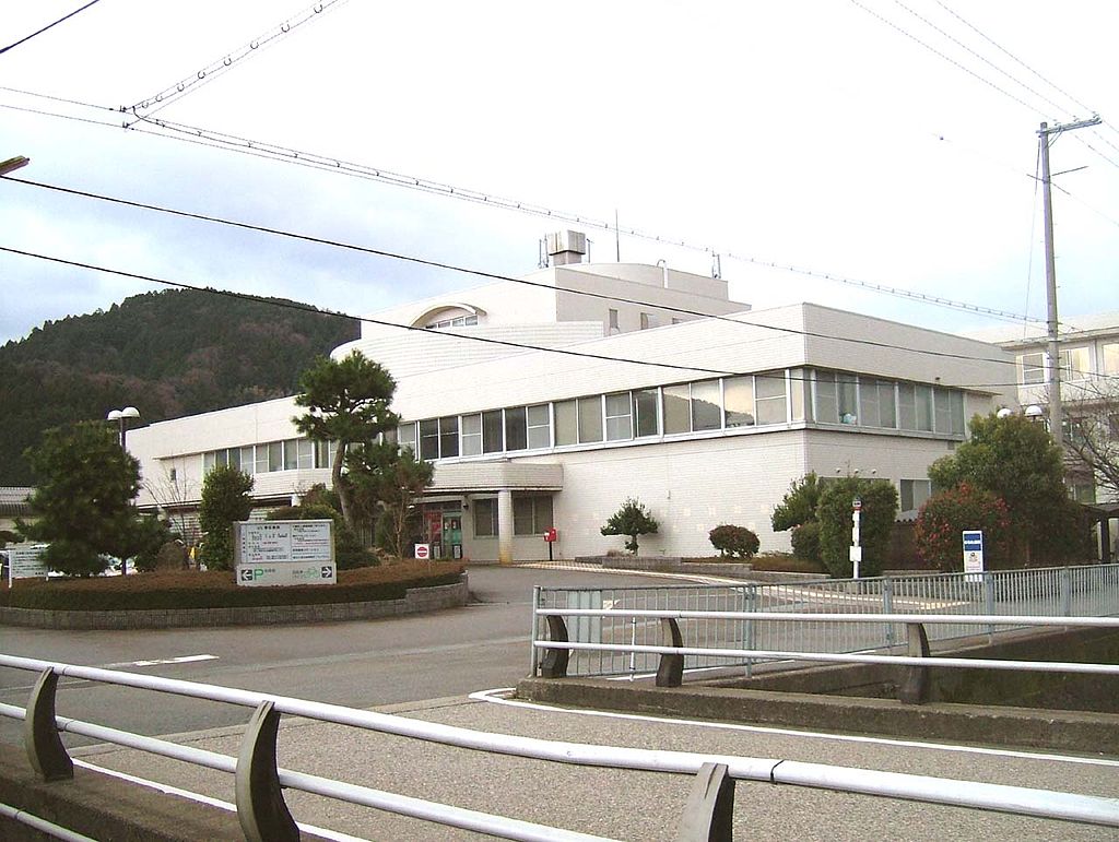 コーポ香住 総合病院