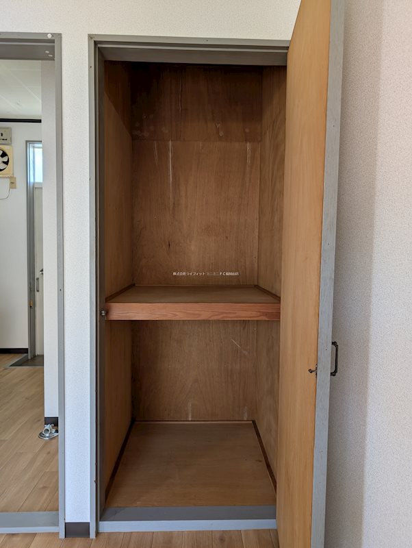 シャトルいざき 収納