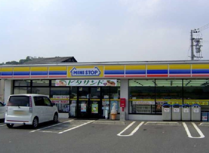 シャトルいざき コンビニ