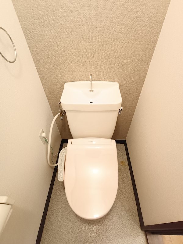 アーバンハイツ セゾン A棟  トイレ