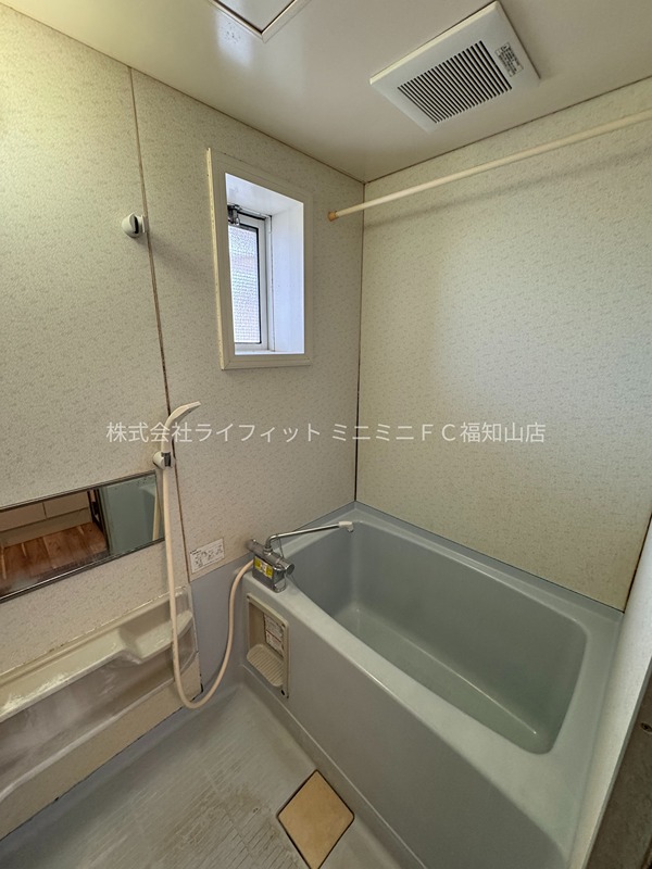 グラン・パレ 風呂画像