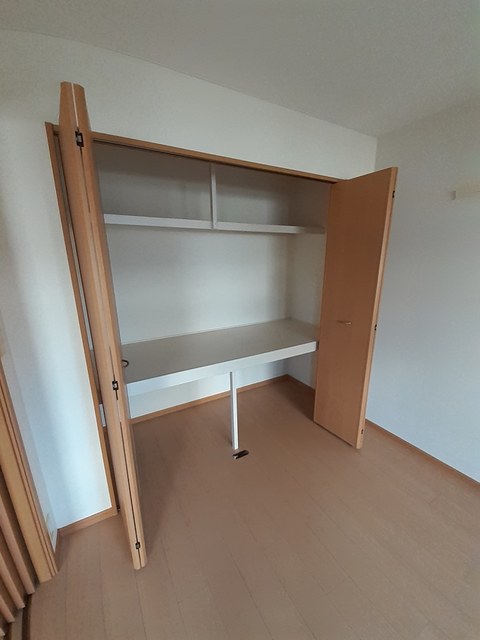 ピニーズコート 収納