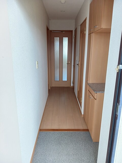 ピニーズコート 玄関