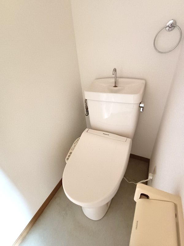 ウイズはかざ トイレ